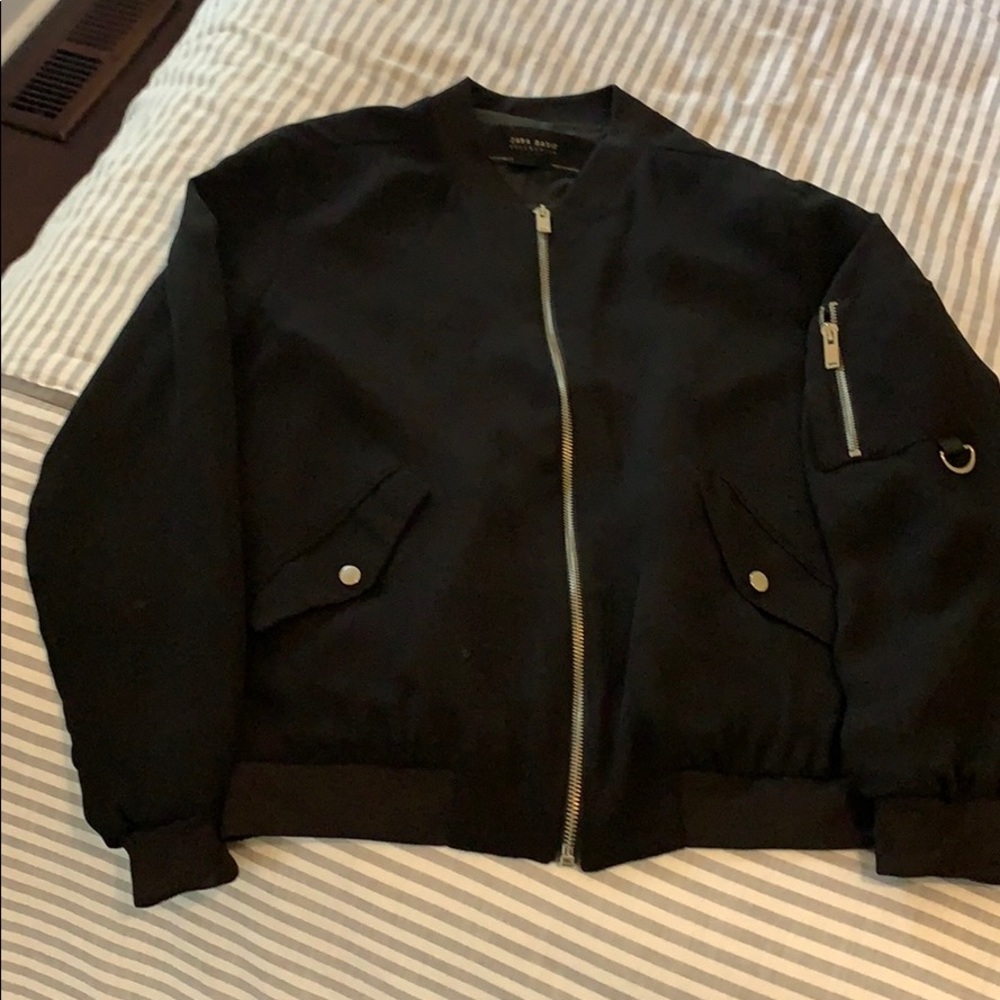 Basic black lightweight jacket